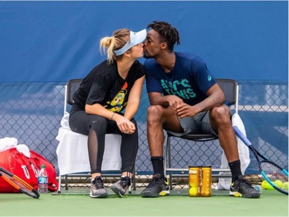 Elina Svitolina, Gael Monfils kissing and sharing their love in training session | टेनिस कोर्ट में इन खिलाड़ियों के बीच बढ़ रहा रोमांस, KISS करते तस्वीर वायरल