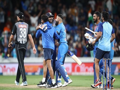 New Zealand vs India, 3rd T20I: Match tied (India won the super over), know about stats | IND vs NZ, 3rd T20I: सुपर ओवर में भारत की रोमांचक जीत, मैच में बन गए ये बड़े रिकॉर्ड्स