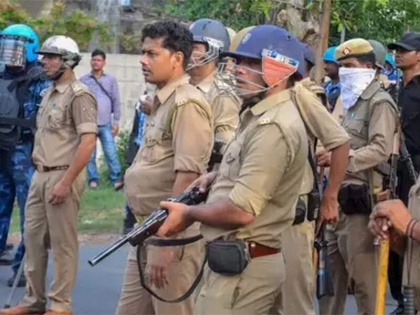 UP Police has killed 178 criminals in encounters since March 2017, 15 policemen also lost their lives | मार्च 2017 से अब तक यूपी पुलिस ने एनकाउंटर में 178 अपराधी मार गिराए, 15 पुलिसकर्मियों ने भी जान गंवाई
