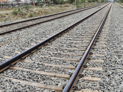 Two kilometer long railway track stolen IN BIHAR team has been formed to investigate the matter | बिहार: दो किलोमीटर लंबी रेलवे ट्रैक की हुई चोरी, मचा है हड़कंप