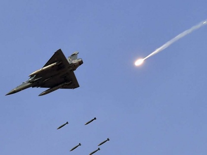 Air Force hand over all proofs of air strike to government, Pm Modi have to decide release or not | एयर स्ट्राइक का सबूत वायु सेना ने सरकार को सौंपा, हाई रिजोल्यूशन सैटेलाइट तस्वीरें भी दी गई: रिपोर्ट