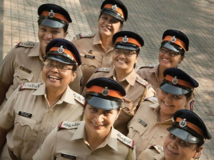 Mumbai Police appoints 8 women as station in charge | मुंबई पुलिस ने महिला पुलिसकर्मियों को लेकर उठाया बड़ा कदम, 8 थाने दिए कब्जे में