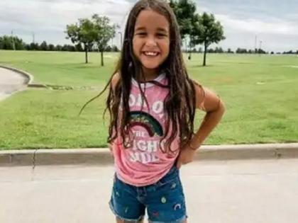 School in US expels 8-year-old girl for saying she had a crush on another girl | 8 साल की बच्ची ने स्कूल की एक लड़की को बताया अपना क्रश, तो स्कूल ने हैरान करने वाला तर्क देकर किया निष्कासित School in US expels 8-year-old girl for saying she had a crush on another girl | 8 साल की बच्ची ने स्कूल की एक लड़की को बताया अपना क्रश, तो स्कूल ने हैरान करने वाला तर्क देकर किया निष्कासित