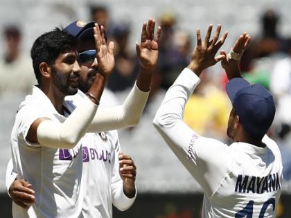 India vs Australia, 2nd Test, Day 1: Stumps - India trail by 159 runs | IND vs AUS, 2nd Test, Day 1: मैच के पहले दिन गिरे कुल 11 विकेट, मुकाबले में भारत का दबदबा