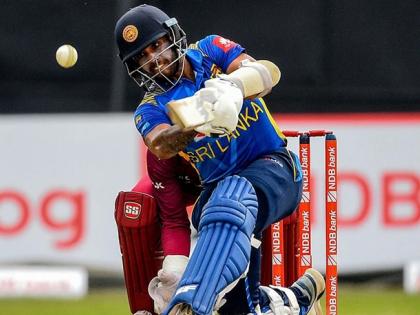 मेंडिस 9 अंतर्राष्ट्रीय शतक लगा चुके हैं।