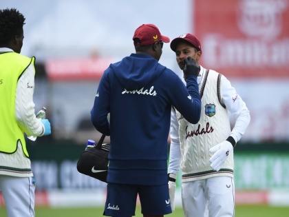 England vs West Indies, 3rd Test, Day 3: Shane Dowrich injured dring wicket keeping, watch this video | ENG vs WI, 3rd Test: विकेटकीपिंग के दौरान शेन डाउरिच के मुंह पर लगी गेंद, बहने लगा खून, देखें Video