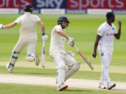 डॉमिनिक सिब्ली ने अब तक 8 टेस्ट मैच खेले हैं।