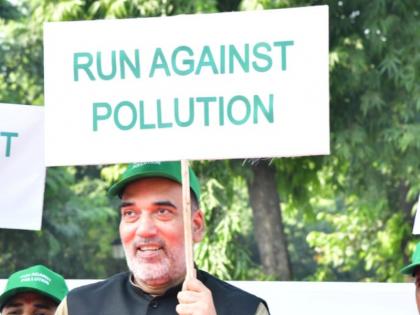 Delhi Pollution Delhi's air is poisonous Environment Minister said pollution is serious at 13 hotspots | Delhi Pollution: दिल्ली की हवा हुई जहरीली, पर्यावरण मंत्री बोले, 13 हॉटस्पॉट पर गंभीर है प्रदूषण