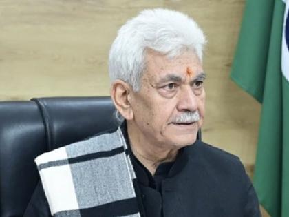 90 government employees have been dismissed so far Two more government employees have been dismissed in Jammu and Kashmir for terrorist links | Jammu-Kashmir: आतंकियों से सांठ-गांठ के चलते गई नौकरी, 2 सरकारी कर्मचारी बर्खास्त; अब तक 90 अधिकारी 90 government employees have been dismissed so far Two more government employees have been dismissed in Jammu and Kashmir for terrorist links | Jammu-Kashmir: आतंकियों से सांठ-गांठ के चलते गई नौकरी, 2 सरकारी कर्मचारी बर्खास्त; अब तक 90 अधिकारी