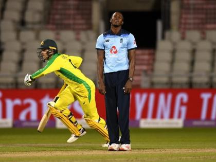 तीन मैचों की वनडे सीरीज को ऑस्ट्रेलिया ने 2-1 से अपने नाम किया।