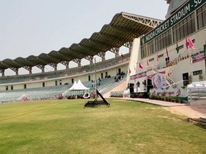 Athletes Asked to Bring Own Water, Install Aarogya Setu App as Noida Stadium Reopens | खिलाड़ियों समेत आम जनता के लिए खुला नोएडा स्टेडियम, एंट्री के लिए आरोग्य सेतु ऐप जरूरी