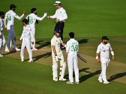 फिलहाल इंग्लैंड-पाकिस्तान के बीच तीन टेस्ट मैचों की सीरीज खेली जा रही है।