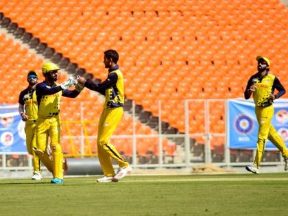 तमिलनाडु ने लगातार दूसरी बार फाइनल मुकाबले में अपनी जगह बनाई है।