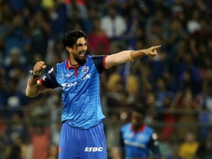 Ishant Suffers Back Injury On Eve Of DC's Match Against KXIP: Report | IPL 2020, DC vs KXIP: आखिर दिल्ली कैपिटल्स के पहले मुकाबले में क्यों नहीं खेले इशांत शर्मा, जानिए क्या है वजह?