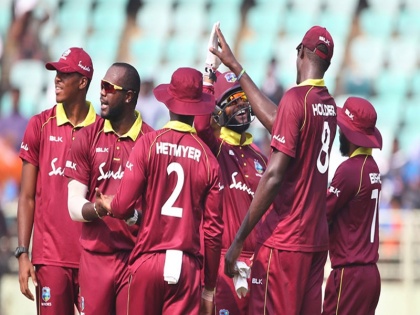 Cricket West Indies against racism in wake of George Floyd's death | रंगभेद के खिलाफ क्रिकेट वेस्टइंडीज, कहा- इसके विरुद्ध बोलने के लिए हम अपने खिलाड़ियों के साथ