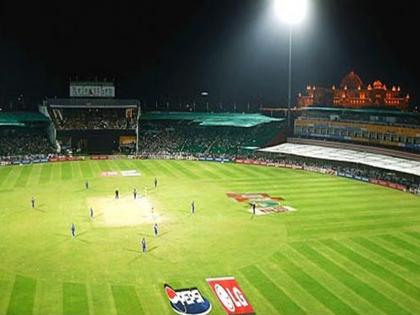 सवाई मानसिंह अंतर्राष्ट्रीय स्टेडियम में पहला अंतर्राष्ट्रीय मैच भारत-पाकिस्तान के बीच खेला गया।