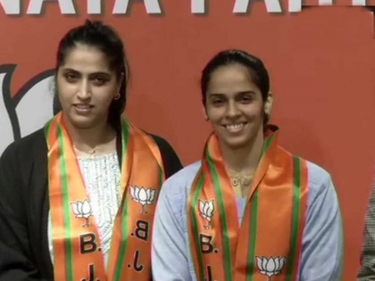 Badminton ace Saina Nehwal joins BJP, retirement signs | BJP से जुड़ते ही साइना नेहवाल ने दिए संकेत, जल्द ले सकती हैं बैडमिंटन से संन्यास