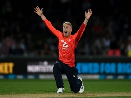 Matt Parkinson: England leg-spinner to miss ODI series against Ireland | इंग्लैंड को लगा झटका, टखने में चोट के कारण आयरलैंड के खिलाफ वनडे सीरीज नहीं खेल सकेंगे मैट पार्किंसन