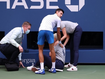 World No 1 Novak Djokovic disqualified from US Open after hitting official with ball | Video: ‘लाइन जज’ को गेंद हिट करने पर नोवाक जोकोविच US Open से डिसक्वालीफाई, इतिहास में 3 बार हो चुका ऐसा