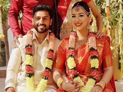Karun Nair Marries Long-Time Girlfriend Sanaya Tankariwala, Shreyas Iyer, Varun Aaron Post Pictures | भारतीय क्रिकेटर करुण नायर ने गर्लफ्रेंड संग रचाई शादी, देखें PICS