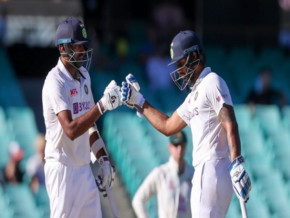 India vs Australia, 3rd Test: Hanuma Vihari-Ravichandran Ashwin 42.4 over partnership to rescue India | IND vs AUS, 3rd Test: हनुमा विहारी-रविचंद्रन अश्विन ने खेले 42.4 ओवर, 6 ऑस्ट्रेलियाई गेंदबाज मिलकर भी ना कर सके आउट