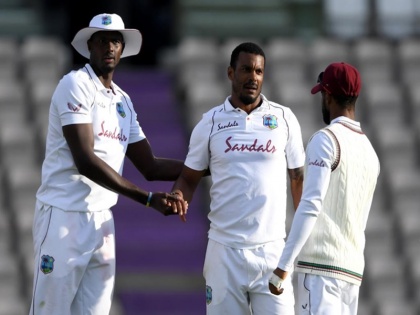 England vs West Indies, 1st Test: West Indies won by 4 wickets, Sachin Tendulkar-brian lara reaction | ENG vs WI, 1st Test: अंतर्राष्ट्रीय क्रिकेट की वापसी पर वेस्टइंडीज ने मारी बाजी, सचिन तेंदुलकर-ब्रायन लारा ने यूं दी बधाई