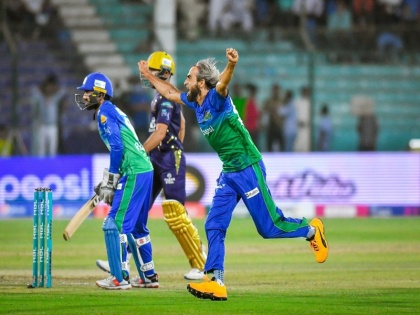 Pakistan Super League Postponed Due To COVID Outbreak As Total Number Of Cases Rises To 7 | पाकिस्तान सुपर लीग लगातार दूसरे सीजन स्थगित, पिछली बार 8 महीनों बाद खेला गया था फाइनल