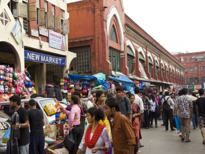 21 days lockdown india: Coronavirus impact on Kolkata market | लॉकडाउन का असर: कोलकाता के बाजारों में अफरातफरी, किराना के साथ-साथ लोग खरीद रहे अतिरिक्त रसोई गैस सिलेंडर