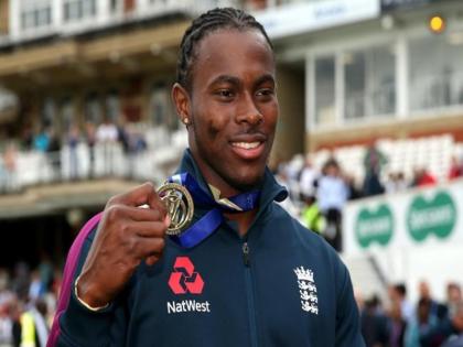 Jofra Archer loses Cricket World Cup medal after moving house | इंग्लैंड के तेज गेंदबाज जोफ्रा आर्चर का वर्ल्ड कप मेडल गायब, बोले- खोजते-खोजते पागल हो गया