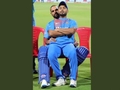 India vs South Africa: Fans troll Rishabh Pant after another flop show in Bengaluru | शिखर धवन संग ऋषभ पंत ने की बचकानी हरकत, लोगों ने जमकर किया ट्रोल