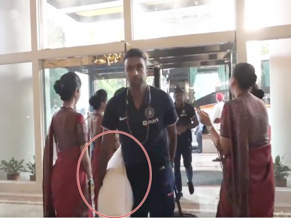 India vs Bangladesh: Fans troll Ravichandran Ashwin on reaching the hotel with a pillow | IND vs BAN: तकिया लेकर होटल पहुंचे रविचंद्रन अश्विन, ट्रोलर्स बोले- आराम करने आए हो