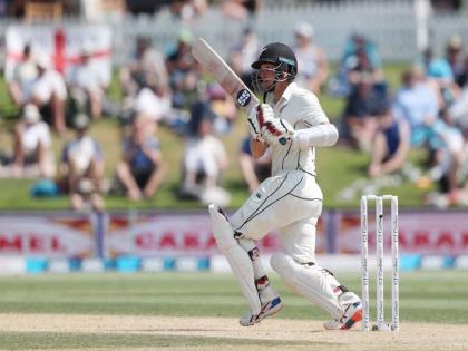 New Zealand vs England, 1st Test: BJ Watling hit 205 runs, make new record | इंग्लैंड के खिलाफ वॉटलिंग का तहलका, क्रिकेट इतिहास में कभी ना हुआ था ऐसा