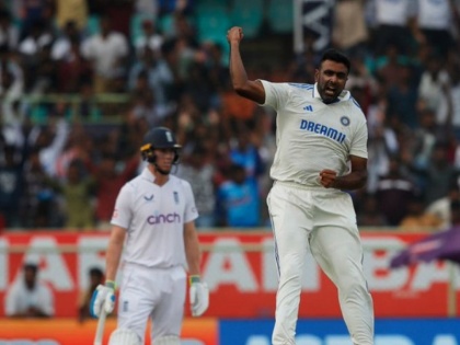 ravichandran ashwin 500 test wickets india vs england anil kumble Shane Warne Muttiah Muralitharan | IND VS ENG: टेस्ट में 500 विकेट लेने वाले 9वें खिलाड़ी और अनिल कुंबले के बाद दूसरे भारतीय गेंदबाज बनेंगे रविचंद्रन अश्विन