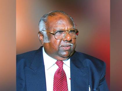 Former Supreme Court judge Justice AR Lakshmanan and ex-chairman of the Law Commission of India dies at 78 | नहीं रहे सुप्रीम कोर्ट के पूर्व न्यायाधीश और भारतीय विधि आयोग के पूर्व प्रमुख न्यायमूर्ति ए आर लक्ष्मणन, दो दिन पहले ही पत्नी का निधन हुआ था Former Supreme Court judge Justice AR Lakshmanan and ex-chairman of the Law Commission of India dies at 78 | नहीं रहे सुप्रीम कोर्ट के पूर्व न्यायाधीश और भारतीय विधि आयोग के पूर्व प्रमुख न्यायमूर्ति ए आर लक्ष्मणन, दो दिन पहले ही पत्नी का निधन हुआ था