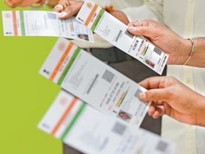 Aadhar card address change process without any id card all details | Aadhar Card: आईडी कार्ड के बिना भी बदला जा सकता है आधार कार्ड में पता, बहुत आसान है तरीका, जानिए कैसे
