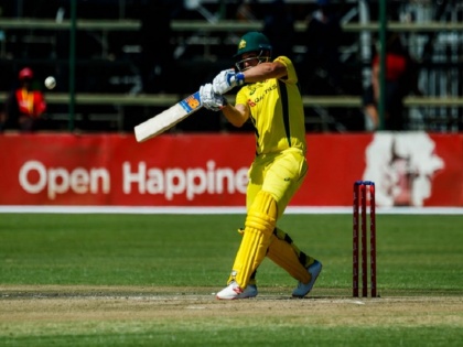 Pak vs Aus, 3rd ODI: Aaron Finch miss 3 consecutive century | शतकों का रिकॉर्ड बनाने से चूके एरॉन फिंच, पाकिस्तान के खिलाफ खेली 90 रनों की पारी
