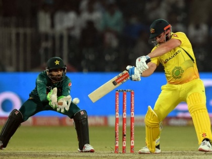 PAK vs AUS kkr Aaron Finch 45 balls 55 runs 6 fours PLAYER OF THE MATCH Australia won 3 wkts pakistan | PAK vs AUS: केकेआर के लिए खुशखबरी, इस खिलाड़ी ने 45 गेंद में 55 रन की पारी खेल पाकिस्तान को हराया, सीरीज पर 1-0 से कब्जा