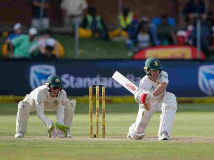 De Villiers hits half century, South Africa takes lead over Australia in Port Elizabeth test | दूसरा टेस्ट: डिविलियर्स ने आक्रामक हाफ सेंचुरी जमाई, दक्षिण अफ्रीका ने ऑस्ट्रेलिया पर बढ़त बनाई