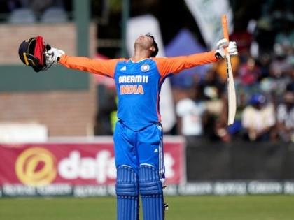 Yuvraj Singh-Abhishek Sharma Rome wasn't built in a day lauds rising star video calls sizzling hundred vs Zimbabwe see video watch | Yuvraj Singh-Abhishek Sharma: रोम एक दिन में नहीं बना!, युवराज सिंह ने अभिषेक शर्मा की प्रशंसा की, देखें वीडियो