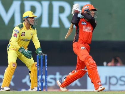 IPL 2022 Sunrisers Hyderabad won 8 wkts Chennai Super Kings fourth consecutive defeat Rahul Tripathi 15 balls 39 runs | IPL 2022: चेन्नई सुपर किंग्स की लगातार चौथी हार, सनराइजर्स हैदराबाद ने 8 विकेट से हराकर आईपीएल में खाता खोला