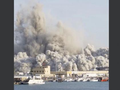 Video: 144 floors of Abu Dhabi's iconic Mina Plaza demolished in just 10 seconds | मात्र 10 सेकेंड में जमींदोज हो गई अबूधाबी की ये 144 मंजिला बिल्डिंग, गिनीज बुक ऑफ वर्ल्ड रिकॉर्ड में दर्ज हुआ नाम