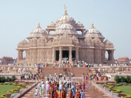 First Hindu temple built Abu Dhabi costing Rs 888 crores temple will have 7 shikhars almost complete | अबूधाबी में बन रहा पहला हिंदू मंदिर, 888 करोड़ रुपये की लागत, मंदिर में 7 शिखर होंगे, जानें सबकुछ