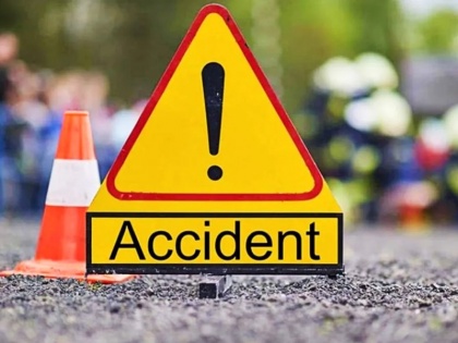 3 Amarnath pilgrims injured in accident on Jammu-Srinagar highway in Banihal | जम्मू-श्रीनगर राष्ट्रीय राजमार्ग पर एक वाहन दुर्घटनाग्रस्त, अमरनाथ जा रहे तीन तीर्थयात्री घायल