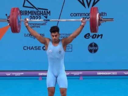 Commonwealth Games 2022 Achinta Sheuli wins gold medal in weightlifting, medal tally update | Commonwealth Games: भारत की झोली में अब तक तीन गोल्ड मेडल, अचिंता शेउली ने किया कमाल, जानिए पदक तालिका में कहां पहुंचा भारत