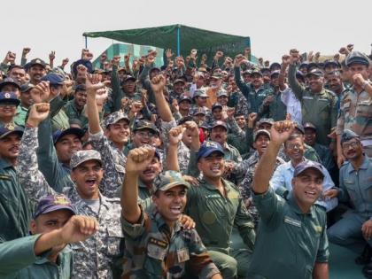 India-Pakistan ceasefire indian army navy airforce country can certainly be proud success its army blog Vishwanath Sachdev | India-Pakistan ceasefire Updates: अपनी सेना की सफलता पर देश निश्चित रूप से गर्व कर सकता? India-Pakistan ceasefire indian army navy airforce country can certainly be proud success its army blog Vishwanath Sachdev | India-Pakistan ceasefire Updates: अपनी सेना की सफलता पर देश निश्चित रूप से गर्व कर सकता?