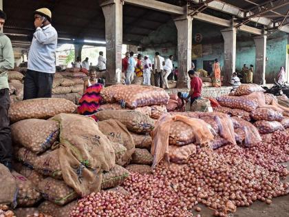 Onion Export Duty Relief public price reduced from Rs 60 to Rs 55 in Delhi, Rs 56 in Mumbai, Rs 58 per kg in Chennai know price in your city Ahead of Assembly polls | Onion Export Duty: प्याज से जनता को राहत?, दिल्ली में 60 से घटकर 55, मुंबई में 56, चेन्नई में 58 रुपये प्रति किलोग्राम, जानें अपने शहर भाव