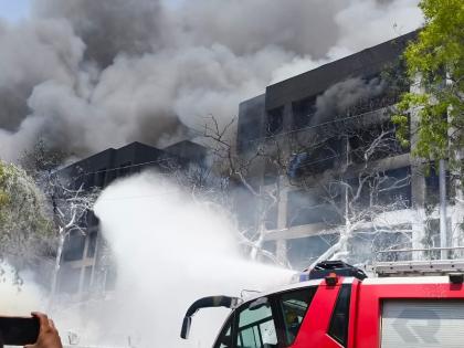 video of Air India plane Ahmedabad Crash going to London surfaced | आसमान में धुएं का गुबार, चारों तरफ अफरा-तफरी..., लंदन जा रहे एयर इंडिया का विमान क्रैश का वीडियो आया सामने