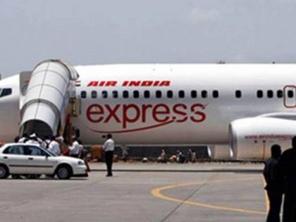 Air India Express flight Snake flight reached Dubai airport from Calicut kerala | एयर इंडिया एक्सप्रेस के विमान में सांप, कालीकट से दुबई हवाई अड्डे पहुंची थी फ्लाइट