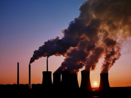 Yogesh Kumar Goyal's blog: Air pollution hurting India's economy also | योगेश कुमार गोयल का ब्लॉग: अर्थव्यवस्था को बड़ी चोट पहुंचा रहा है वायु प्रदूषण