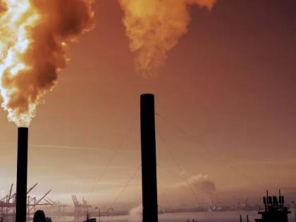 Air Pollution Situation worsening due Emphasis electric vehicles PMO stressed need in Delhi-NCR, know main things | Air Pollution: इलेक्ट्रिक वाहन अपनाओ और वायु प्रदूषण को दूर भगाओ?, पीएमओ ने दिल्ली-एनसीआर में जरूरत पर दिया बल, जानें मुख्य बातें